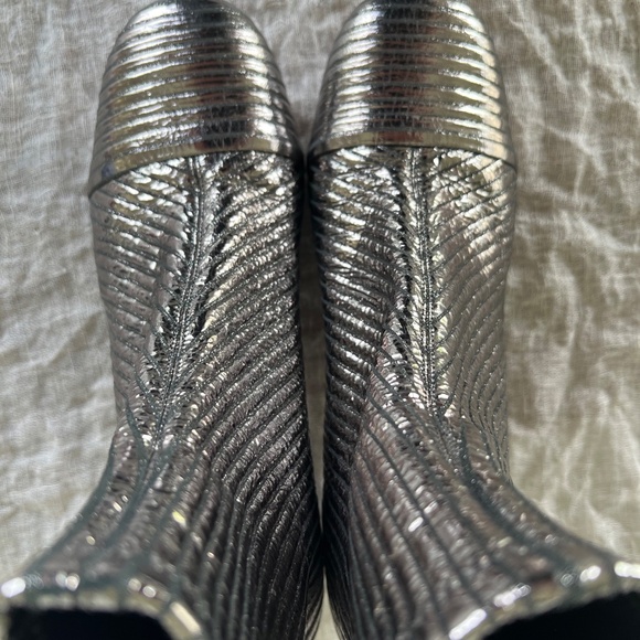 Isabel Marant Datsy Boots Silver (Size 8-8.5) - Picture 3 of 12